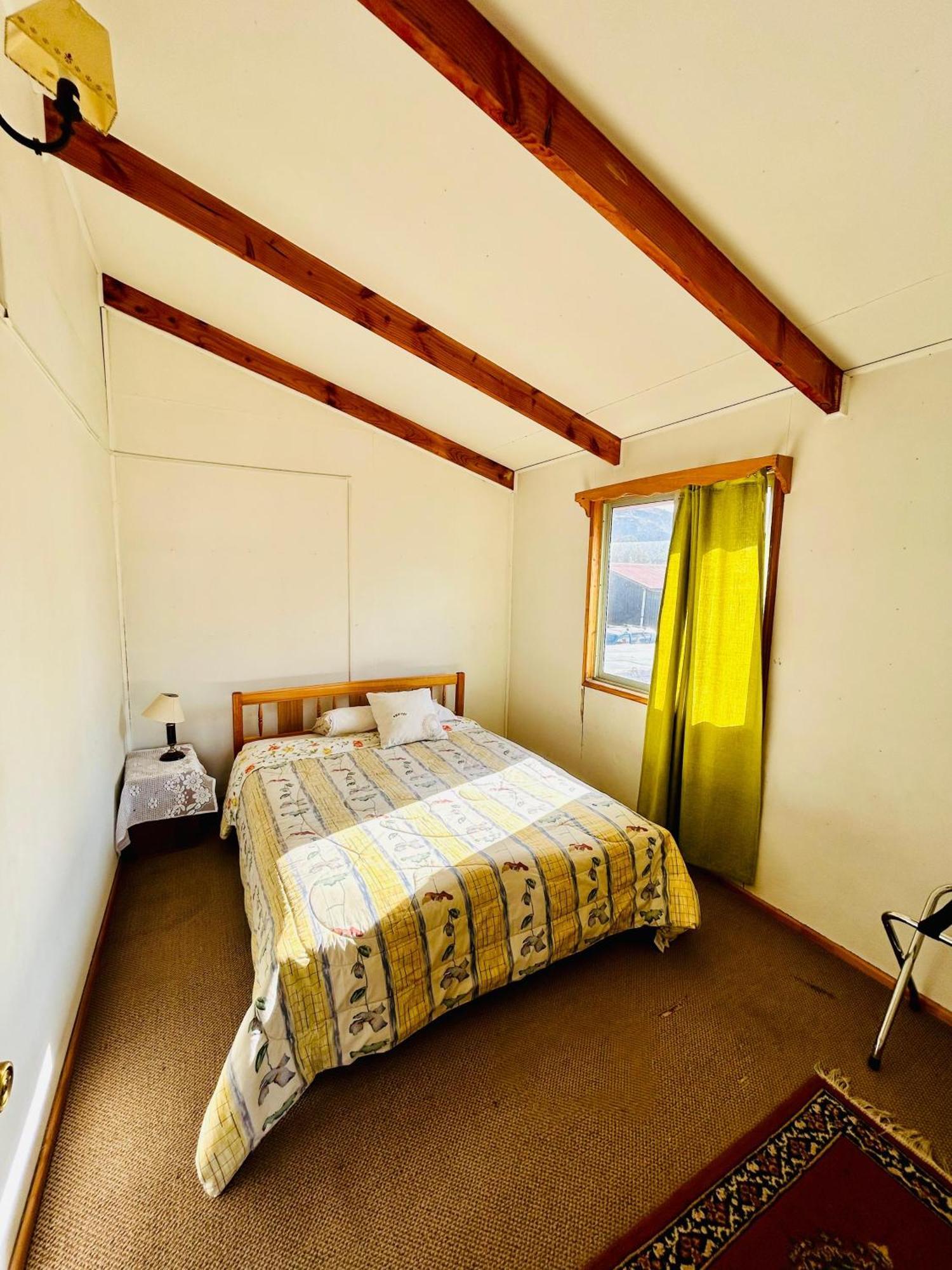 Hostal Las Parvas Puerto Tranquilo Eksteriør bilde
